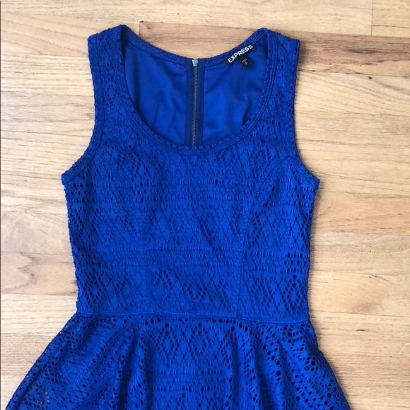 Blue dress - Picture 2 of 5